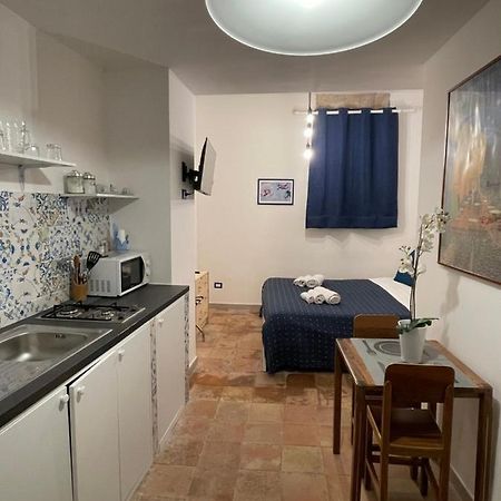 La Dimora Del Santo Apartman Nápoly Kültér fotó