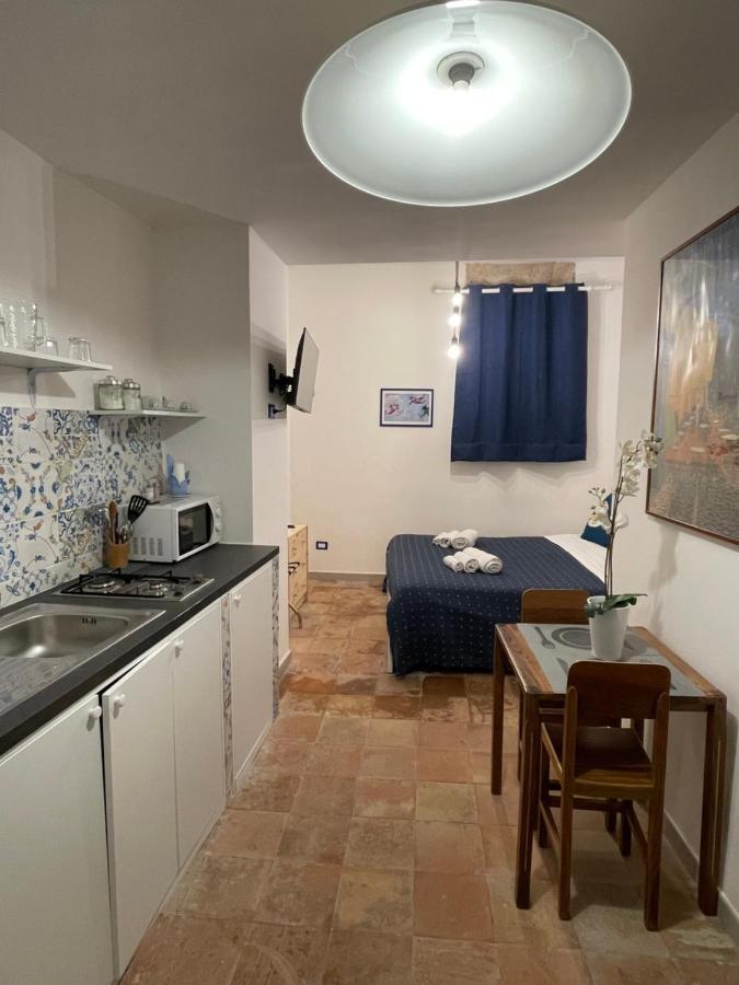 La Dimora Del Santo Apartman Nápoly Kültér fotó